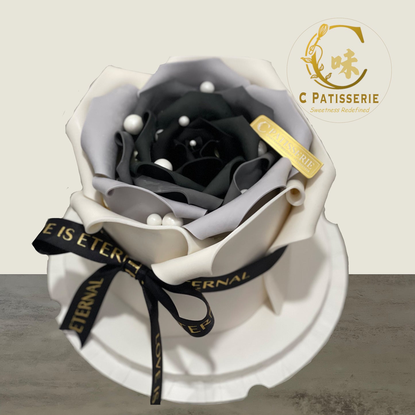 Sculpted Rose Delight Cake