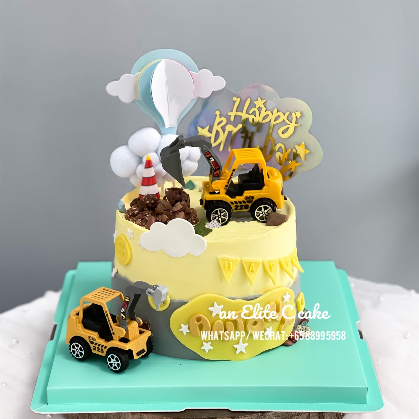 Construction Themed Cake for Kids: Digger Drift