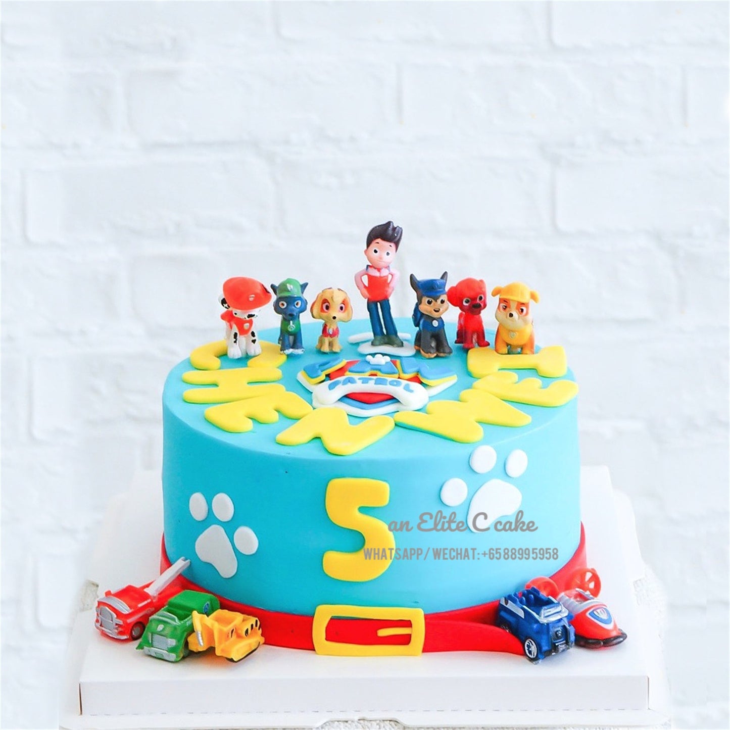 Cartoon Doggies Inspired Cake: No Big Job