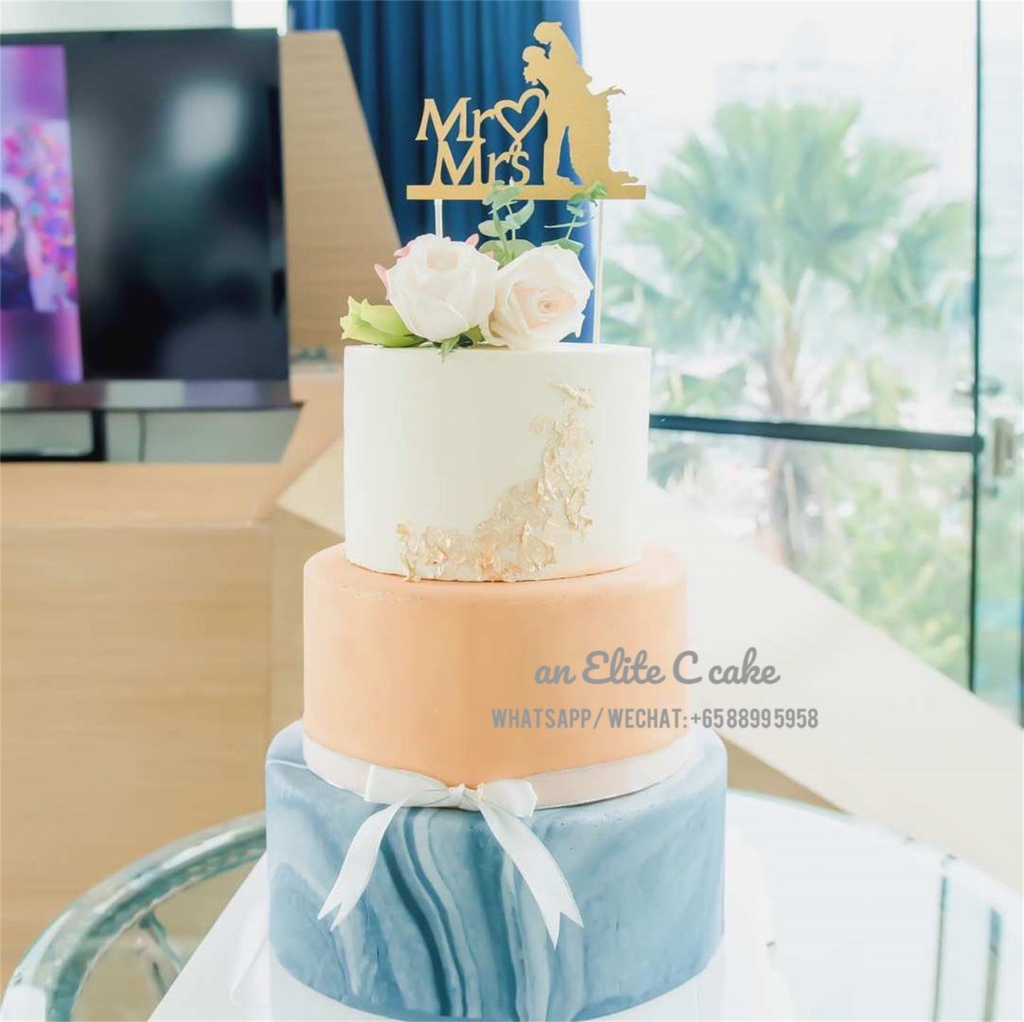 Wedding Cake: Triple Tiered